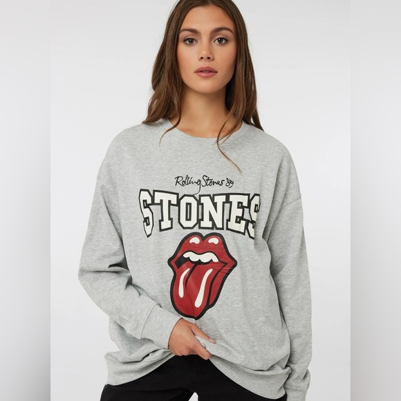 the Rolling Stones Tops - The Rolling Stones Graphic Sweatshirt – Size XS